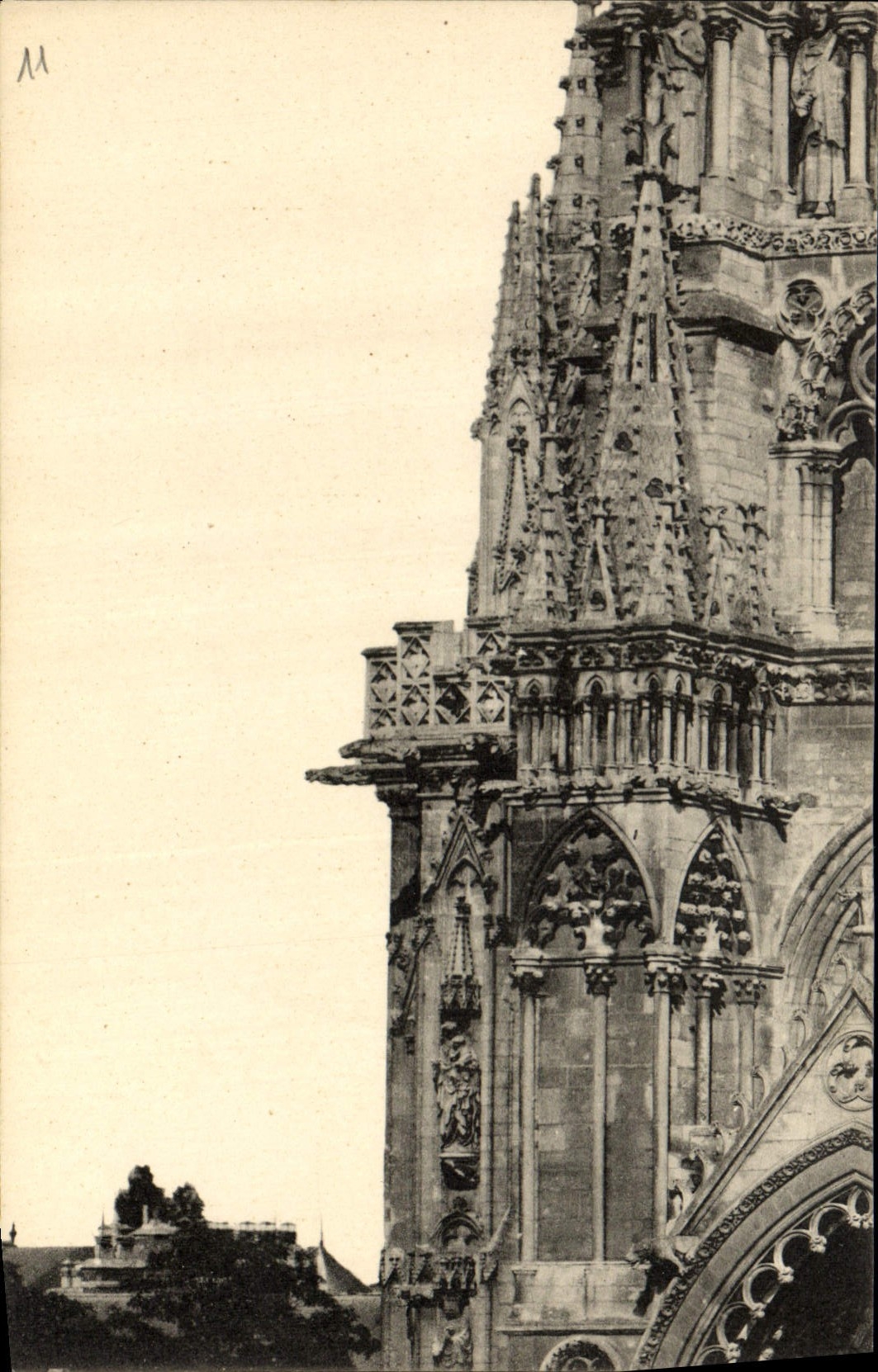 CPA Puzzle Cathedrale Chartres 