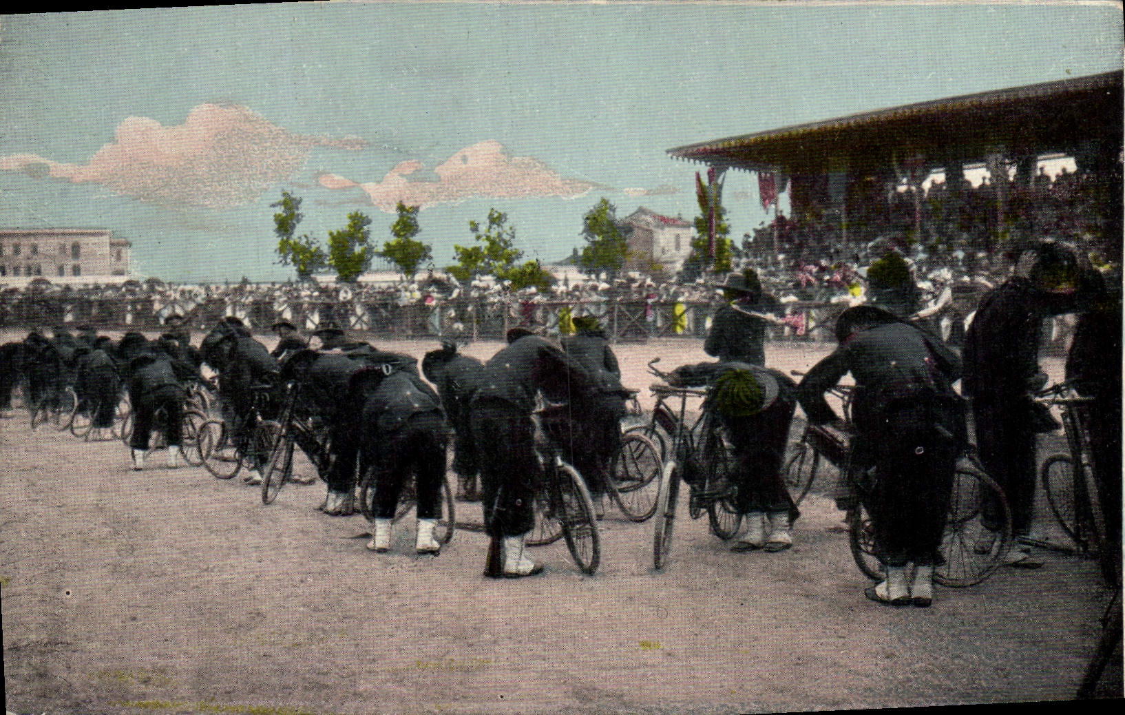 CPA Militaria Bersaglieri Ciclisti Festa del reggimento Velo Cycle