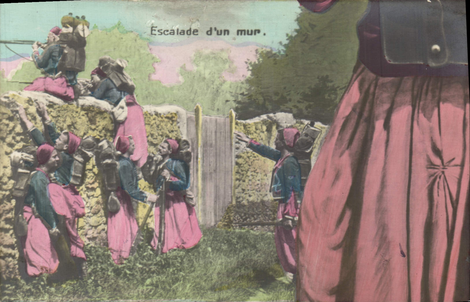 Vintage Postcard Puzzle Militaria Climbs of a wall Zouaves