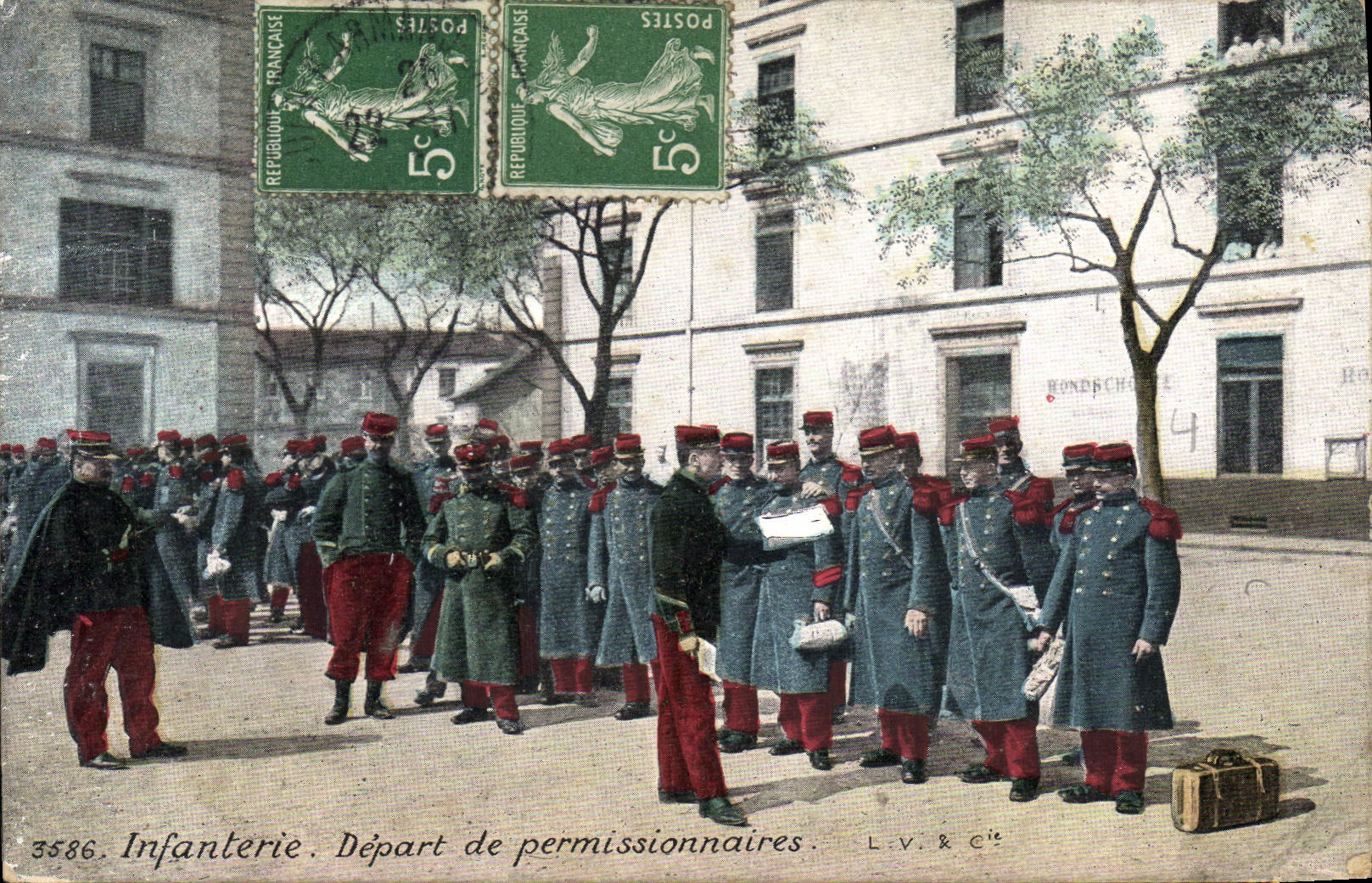 CPA Militaria Infanterie Depart de permissionnaires