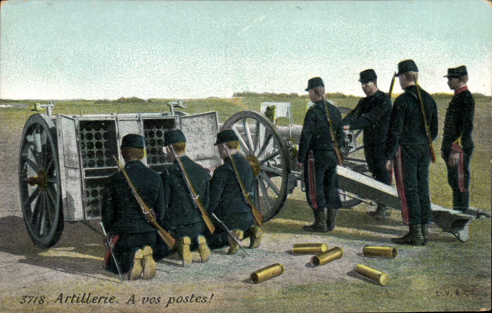 CPA Militaria Artillerie a vos postes !