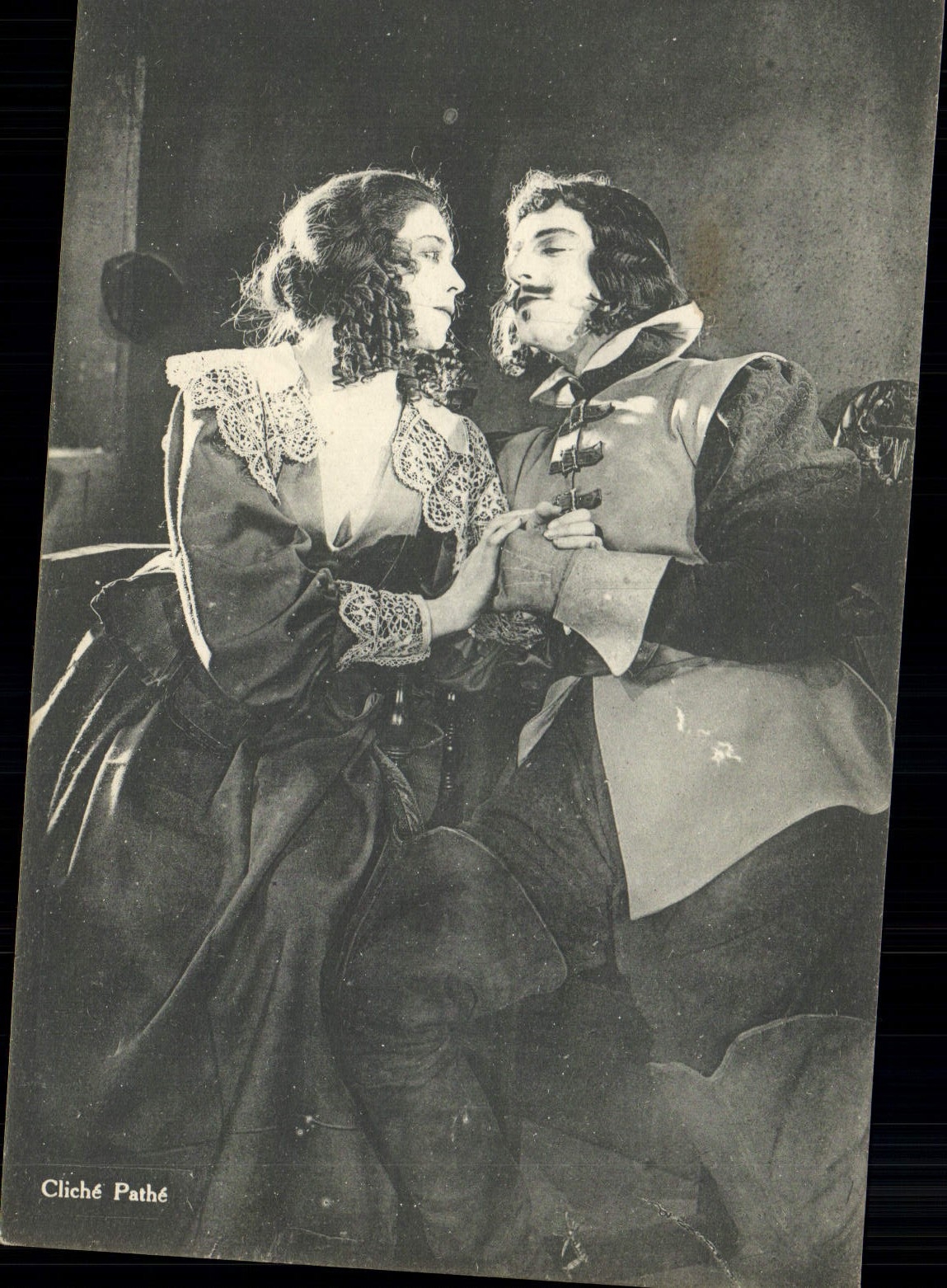 CPA Cinema Les Trois Mousquetaires Alexandre Dumas Auguste Maquet 