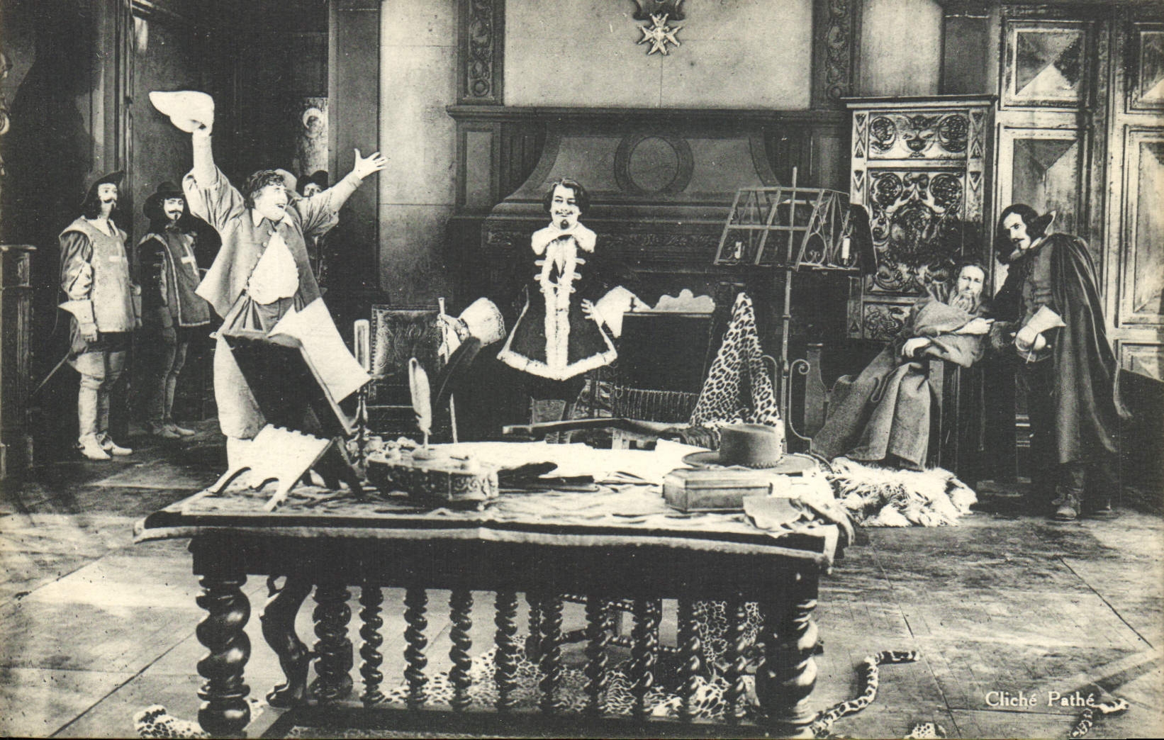 CPA Cinema Les Trois Mousquetaires Alexandre Dumas Auguste Maquet 