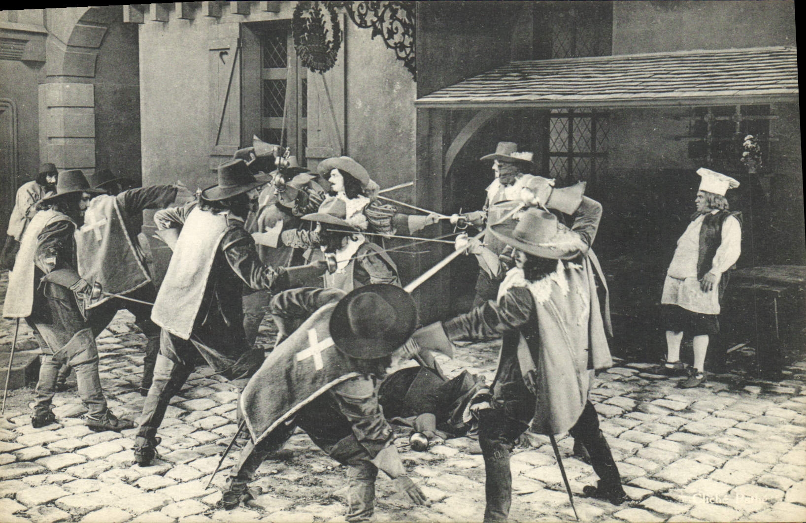 CPA Cinema Les Trois Mousquetaires Alexandre Dumas Auguste Maquet 