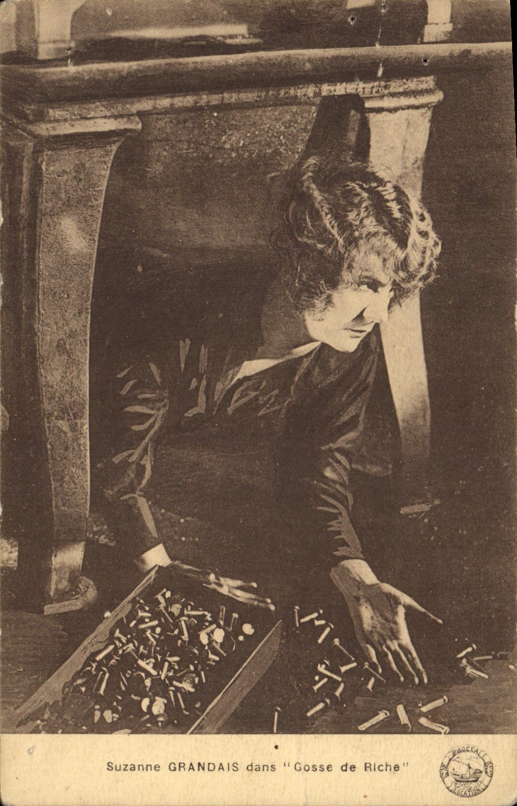 Vintage Postcard Suzanna Cinema in Rich kids