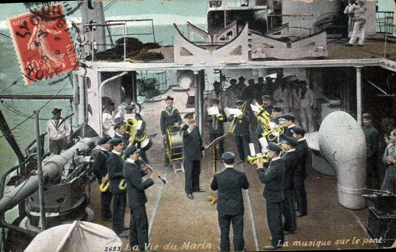 CPA Militaria Marins La vie du marin La musique sur le pont