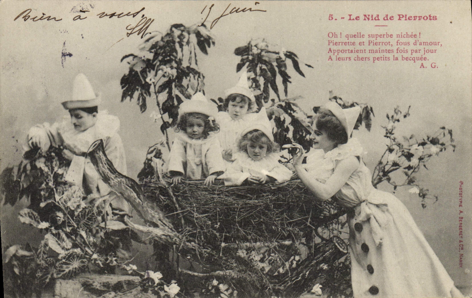 Postal Fantasia Pierrot el nido de Pierrots Niños