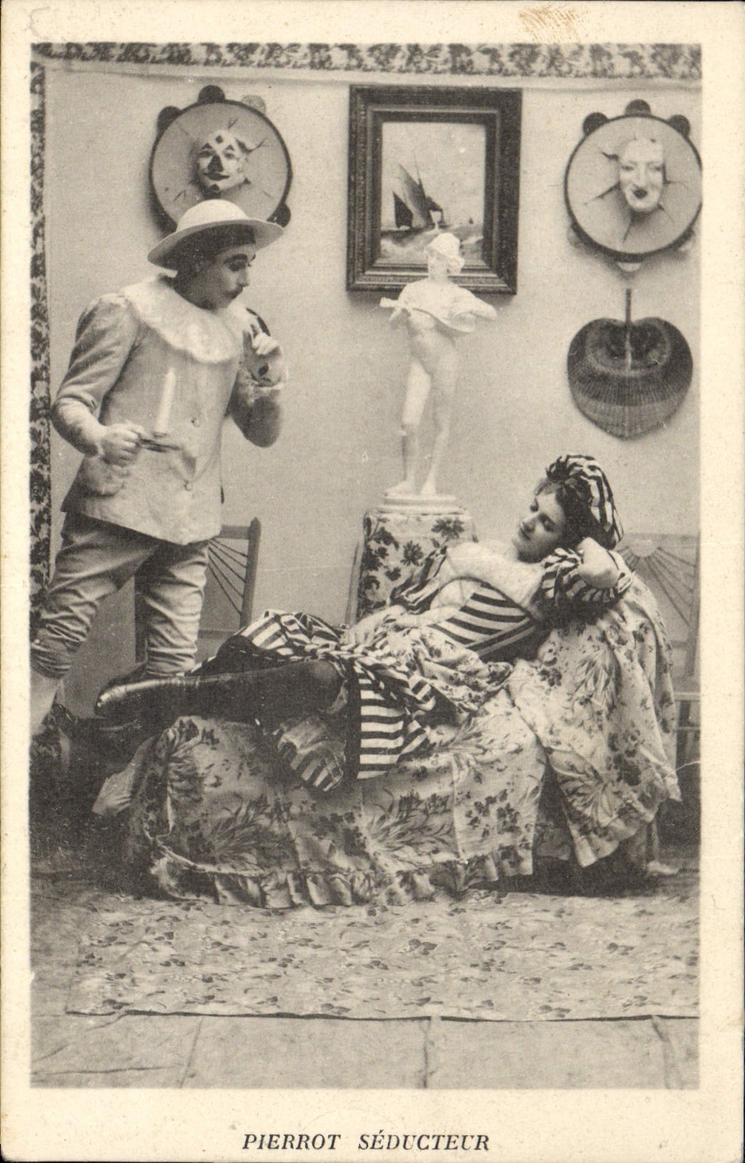 CPA Fantaisie Pierrot seducteur Pierrots 