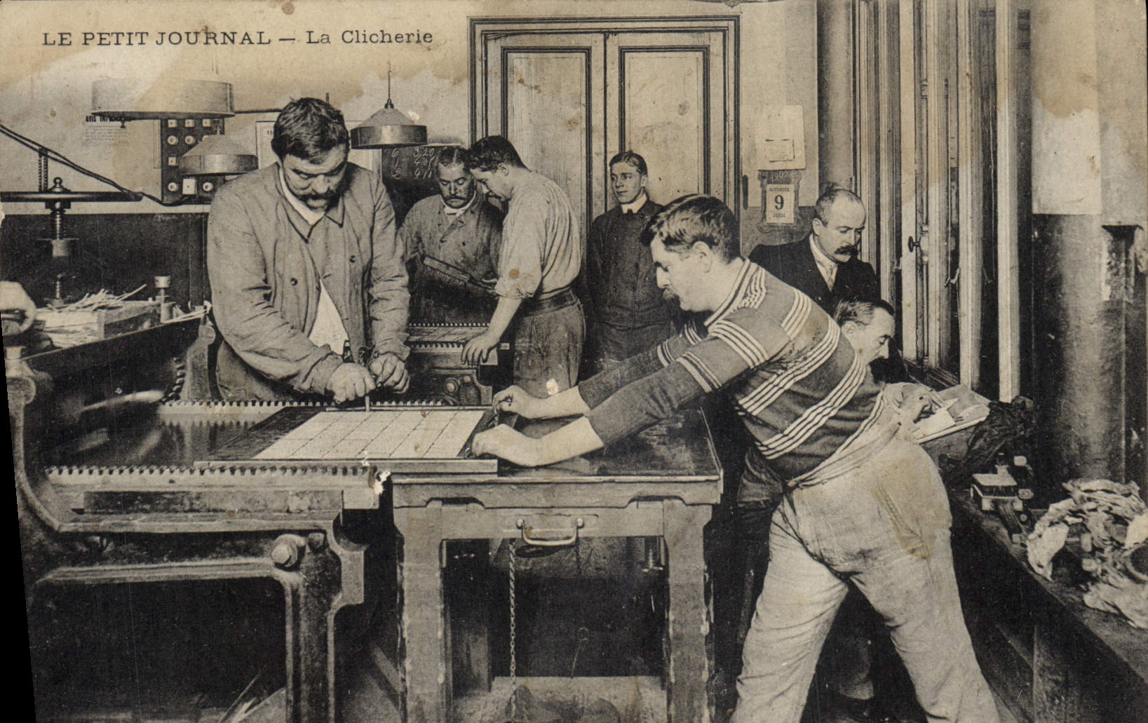 CPA Journaux Le Petit Journal La clicherie 