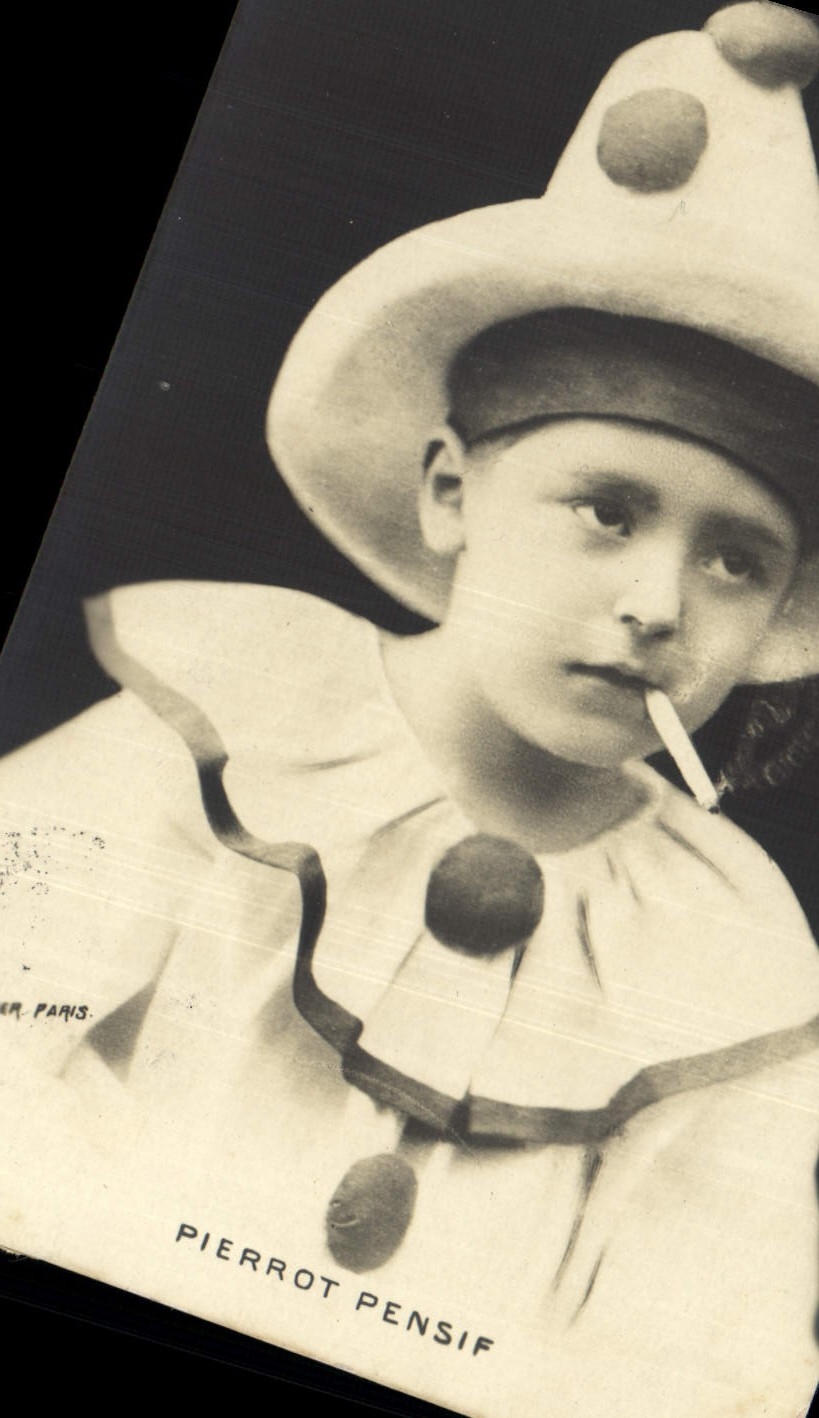 Vintage Postcard pensive Pierrot Pierrots
