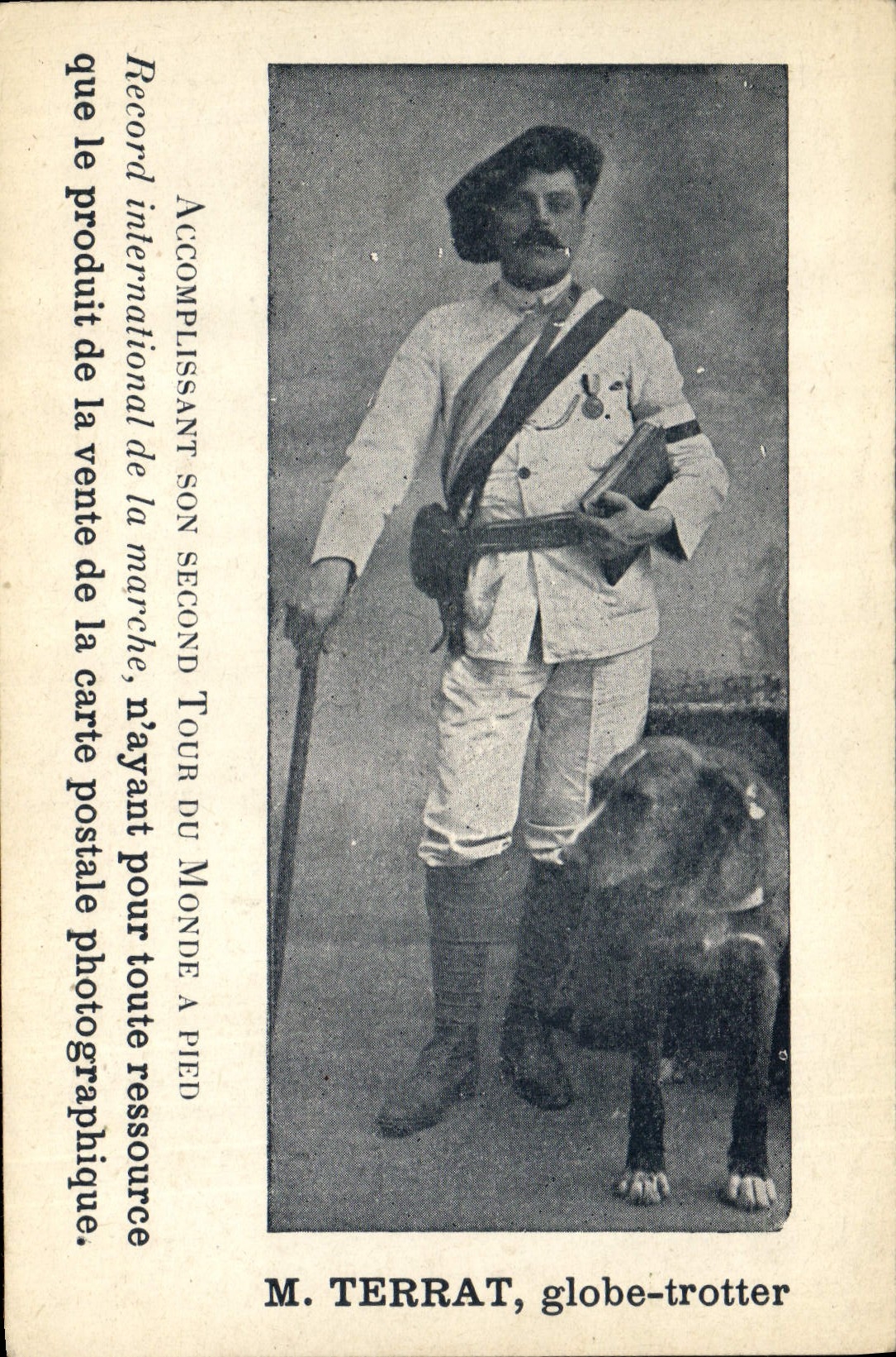 CPA Globe Trotters Globe-Trotters M Terrat Tour du Monde a pied Chien TOP 