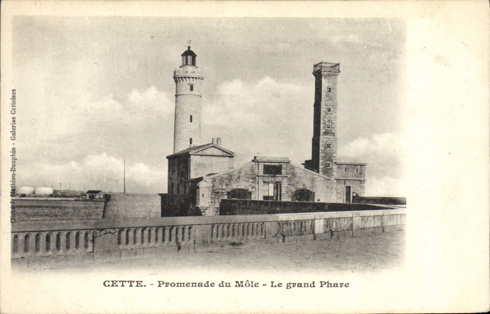 Postal Este Paseo del Mol el gran PHARE