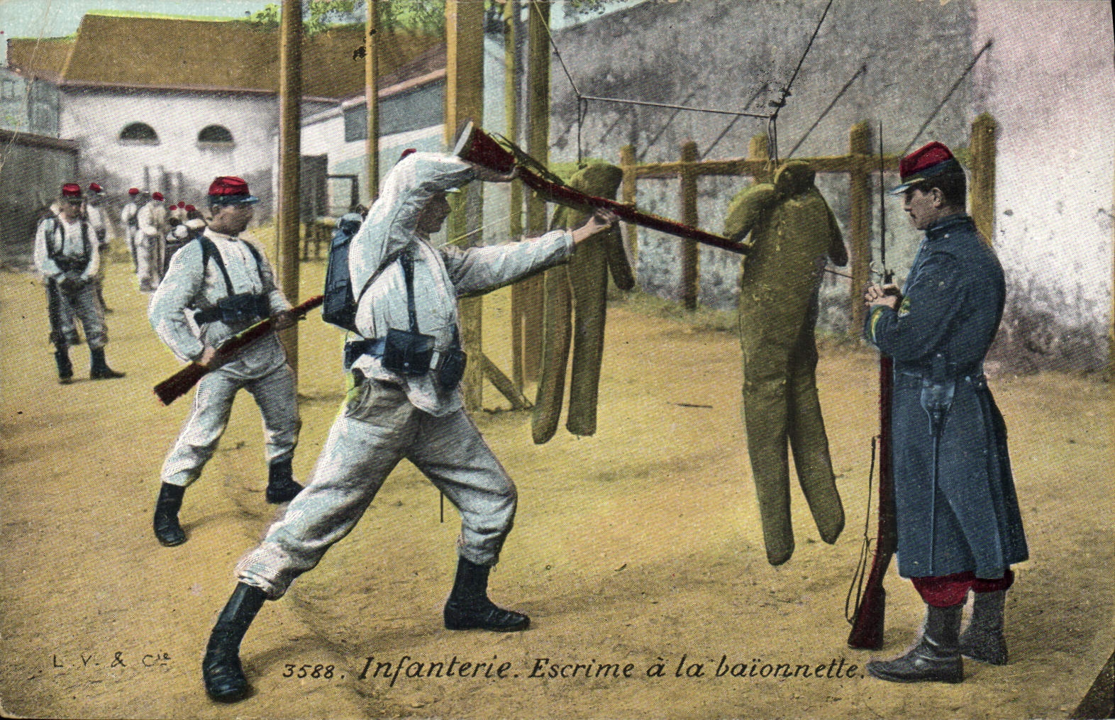 CPA Militaria Infanterie Escrime a la baionnette