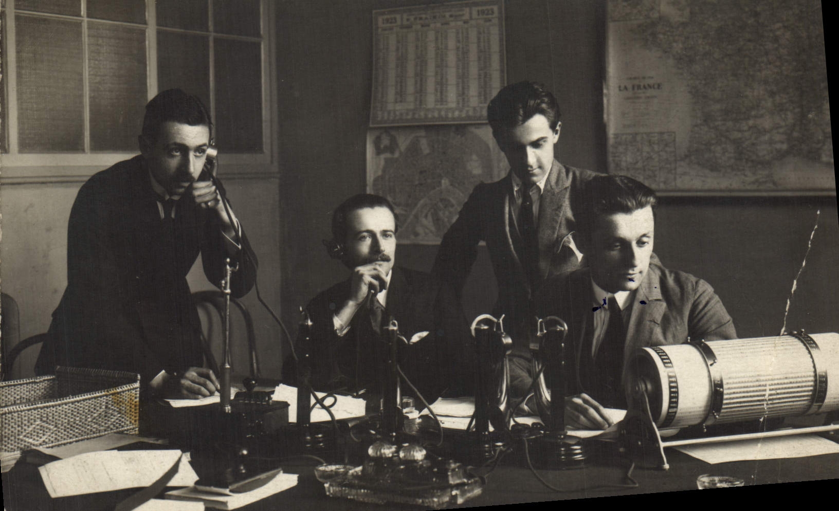 CARTE PHOTO Bordeaux Journaux Journal 