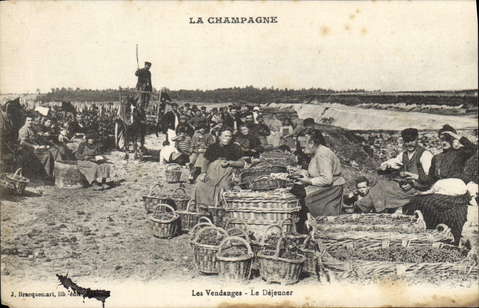 CPA Folklore Vigne Vendanges Champagne Le dejeuner