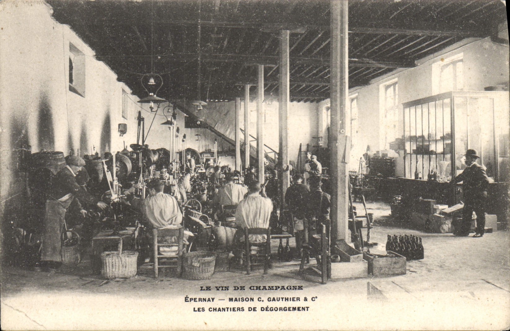 CPA Folklore Vigne Vendanges Epernay Maison C Gauthier & Cie Les chantiers de degorgement TOP