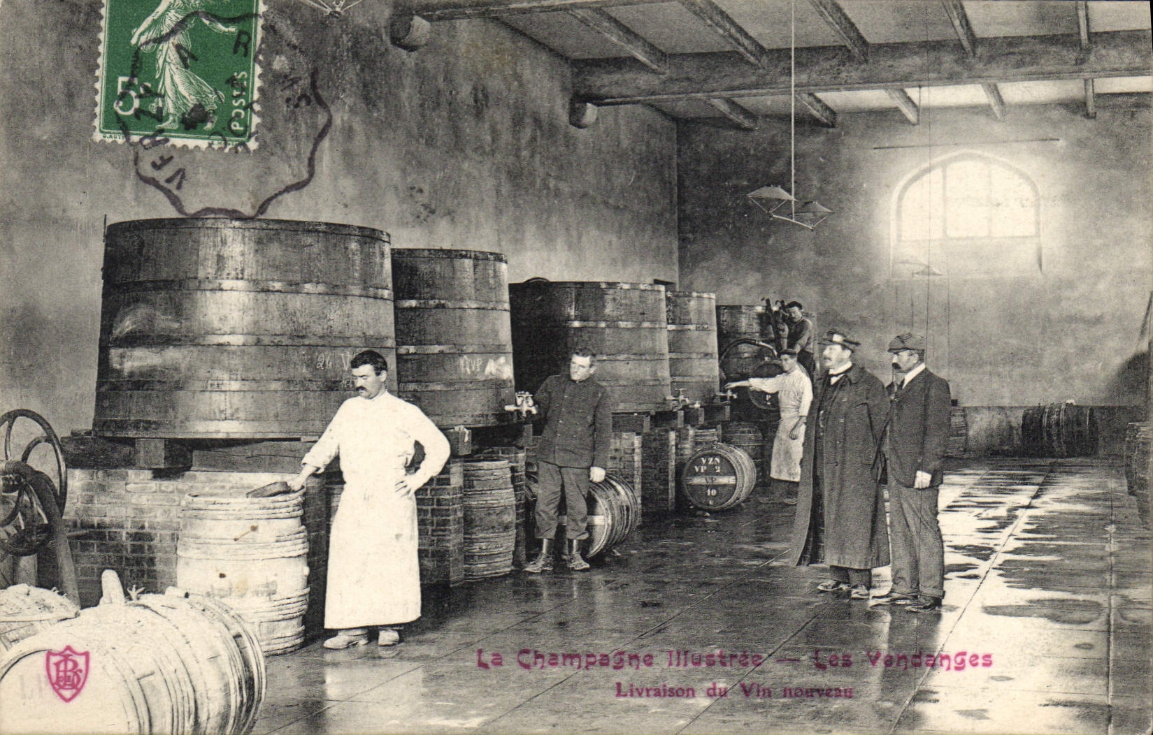 CPA Folklore Vigne Vendanges Champagne Livraison de vin nouveau TOP