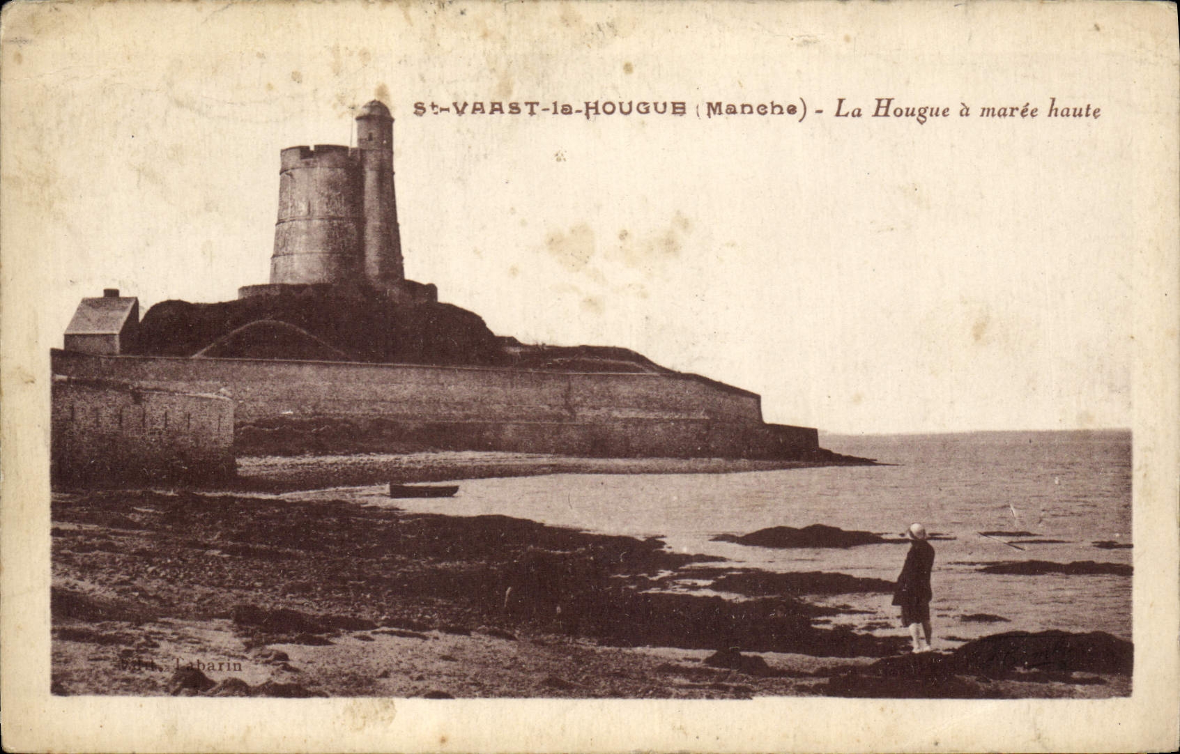 CPA Phare St Vaast le Hougue La Hougue a maree haute