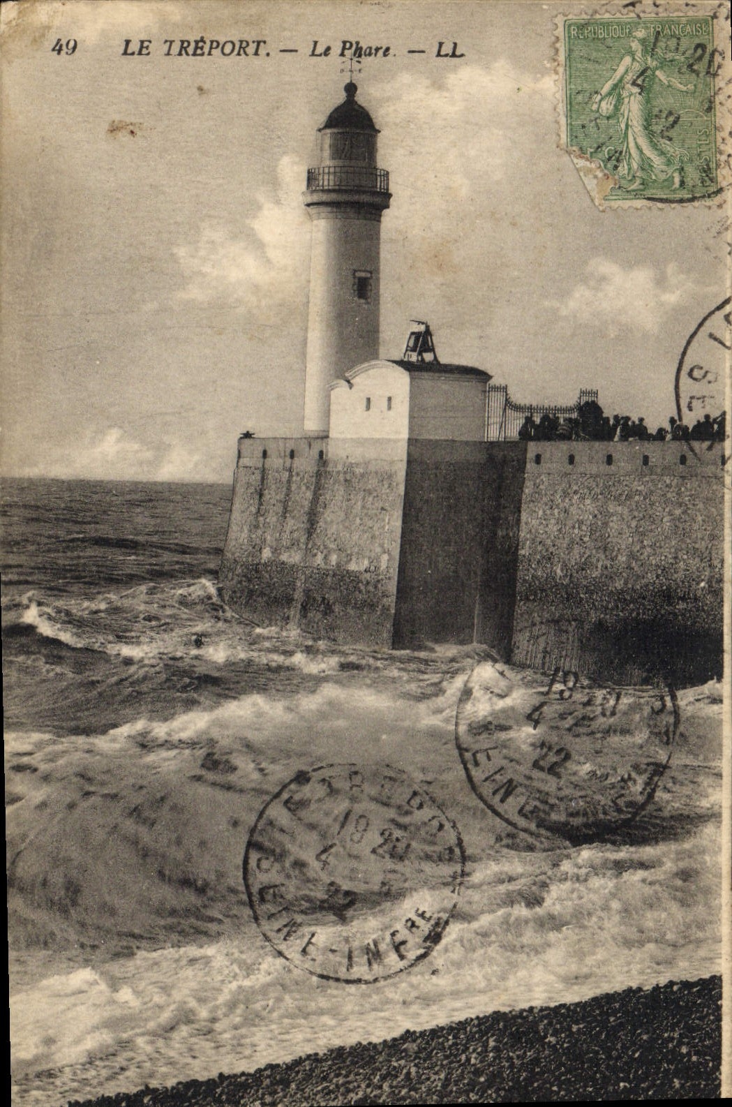 CPA Phare Le Treport 