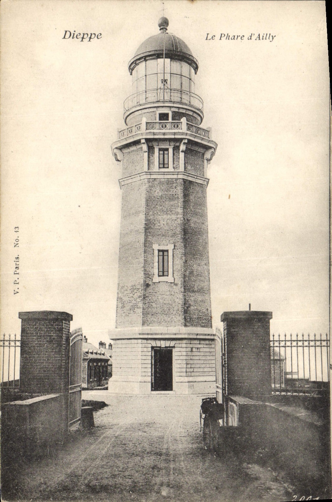 CPA Phare d'Ailly Dieppe 