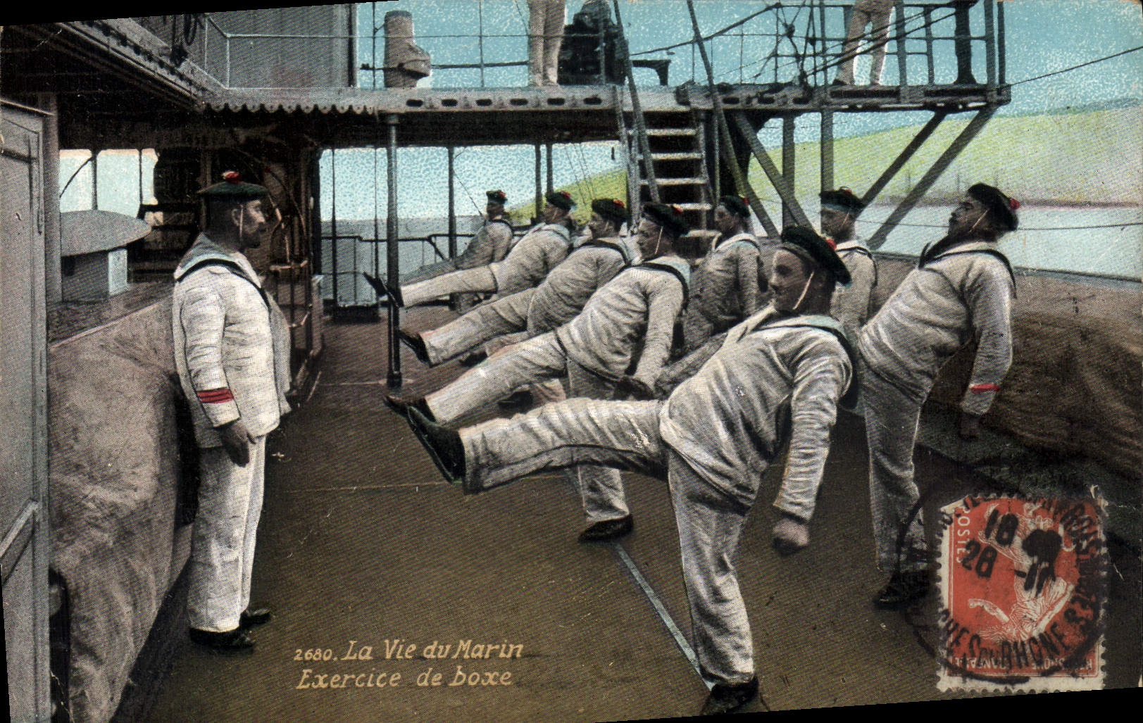 CPA Militaria La vie du Marin Exercice de boxe 