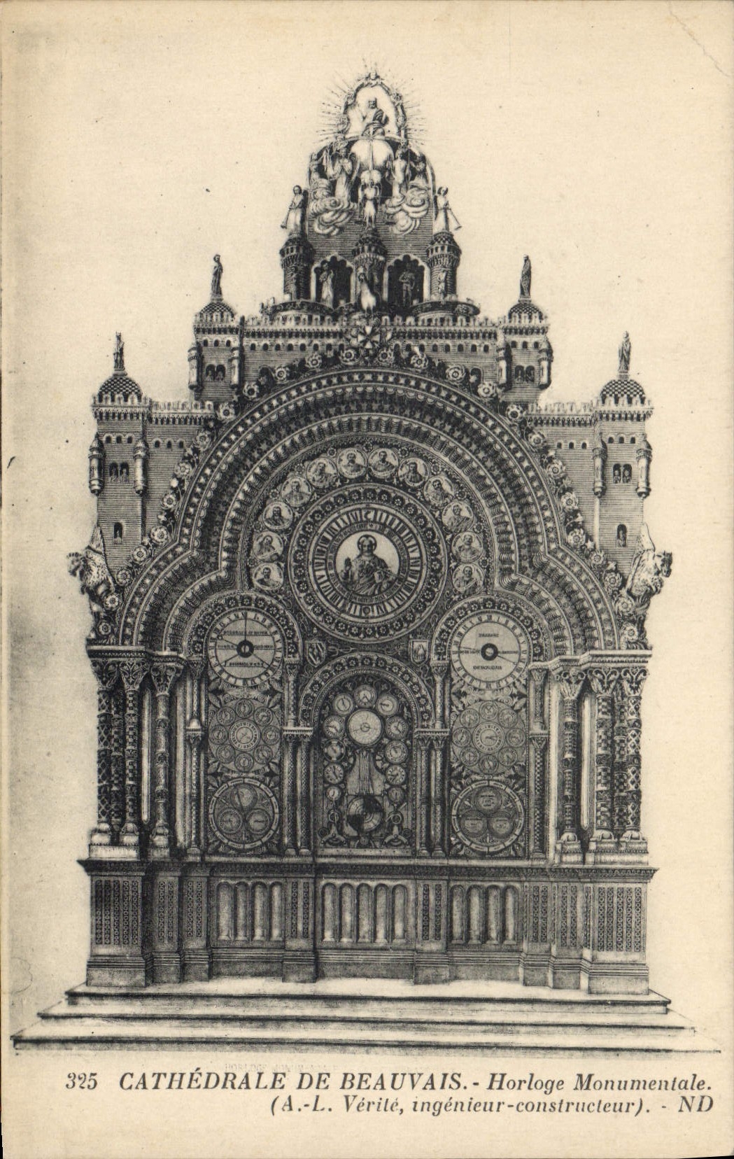 CPA Horloge monumentale de la cathedrale de Beauvais