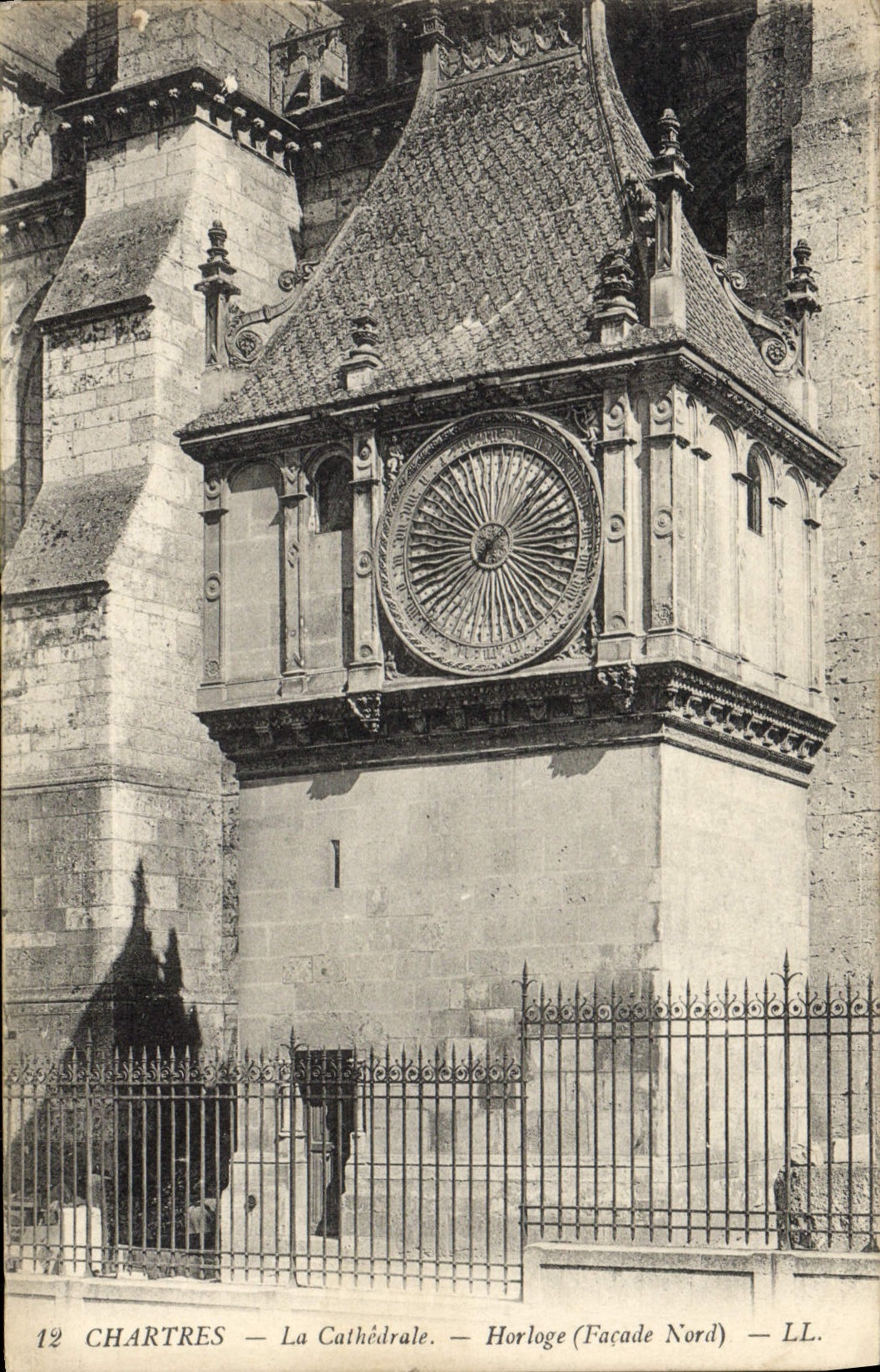 Postal Reloj la catedral Chartres