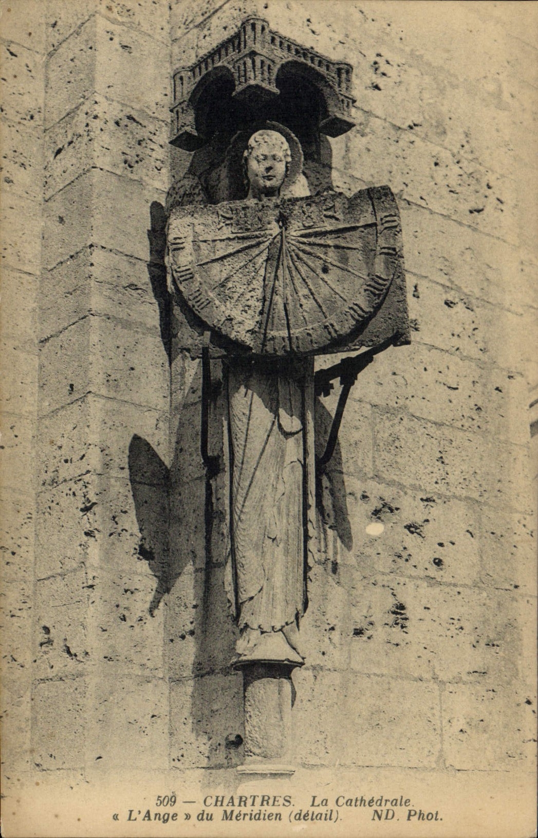 CPA Horloge Chartres La cathedrale L'Ange du Meridien