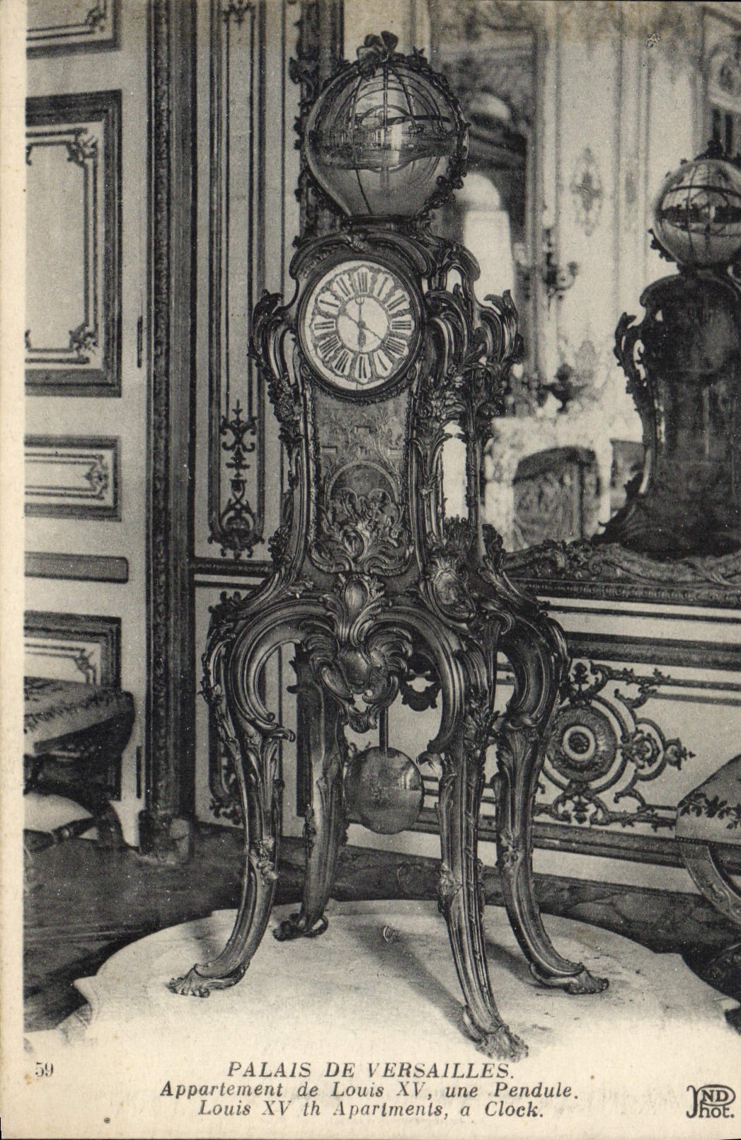 Postal Reloj Palacio de Versalles Apartamento de Luis XV un péndulo
