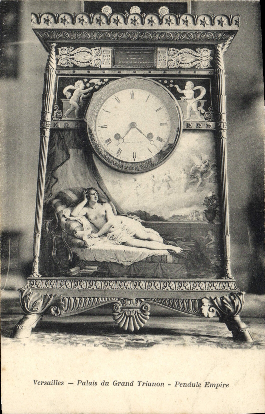 CPA Horloge Versailles Palais du Grand Trianon Pendule Empire