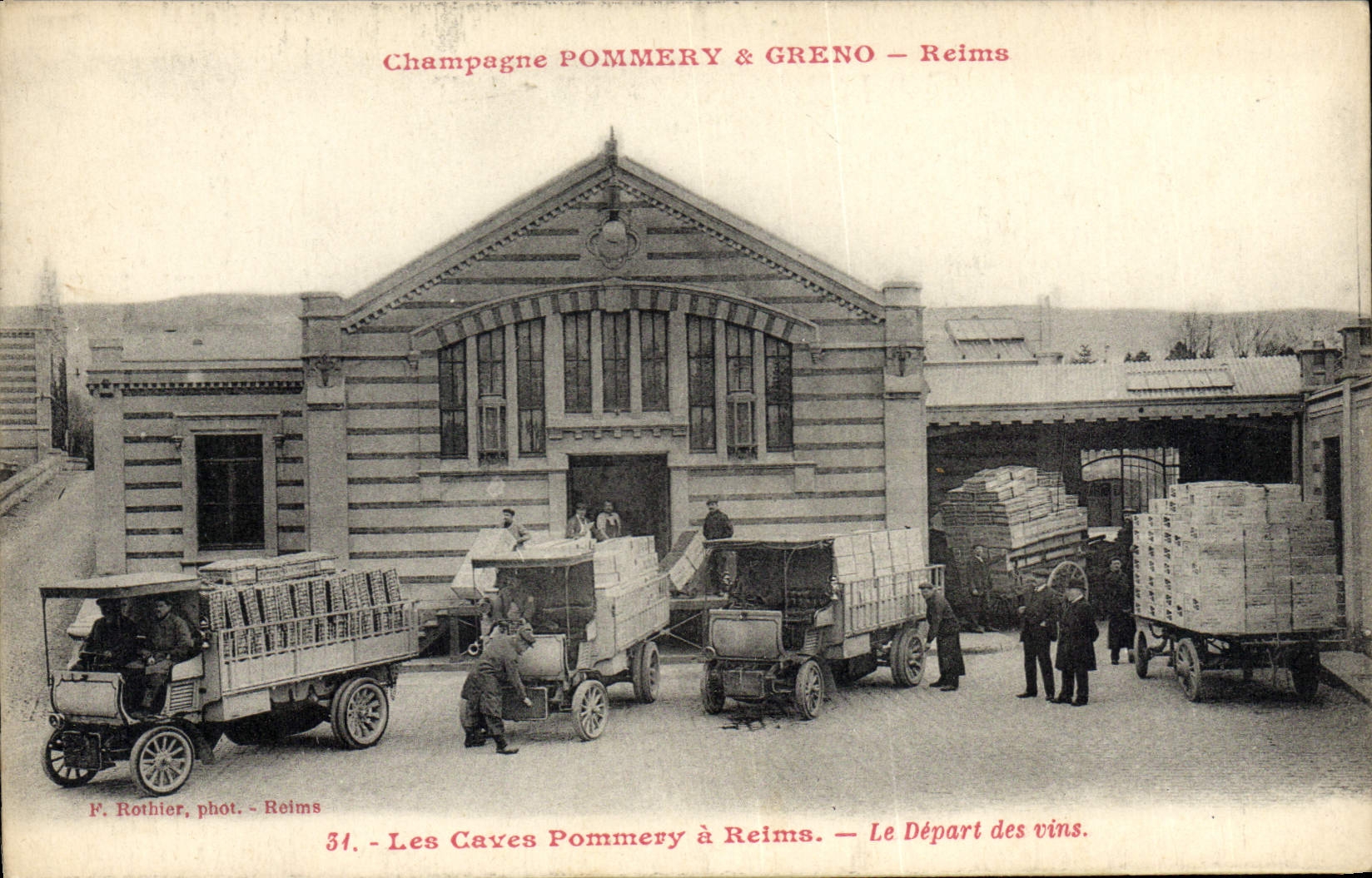 CPA Folklore Vigne Vin Vendanges Champagne Les caves Pommery a Reims Le depart des vins Pommery & Greno
