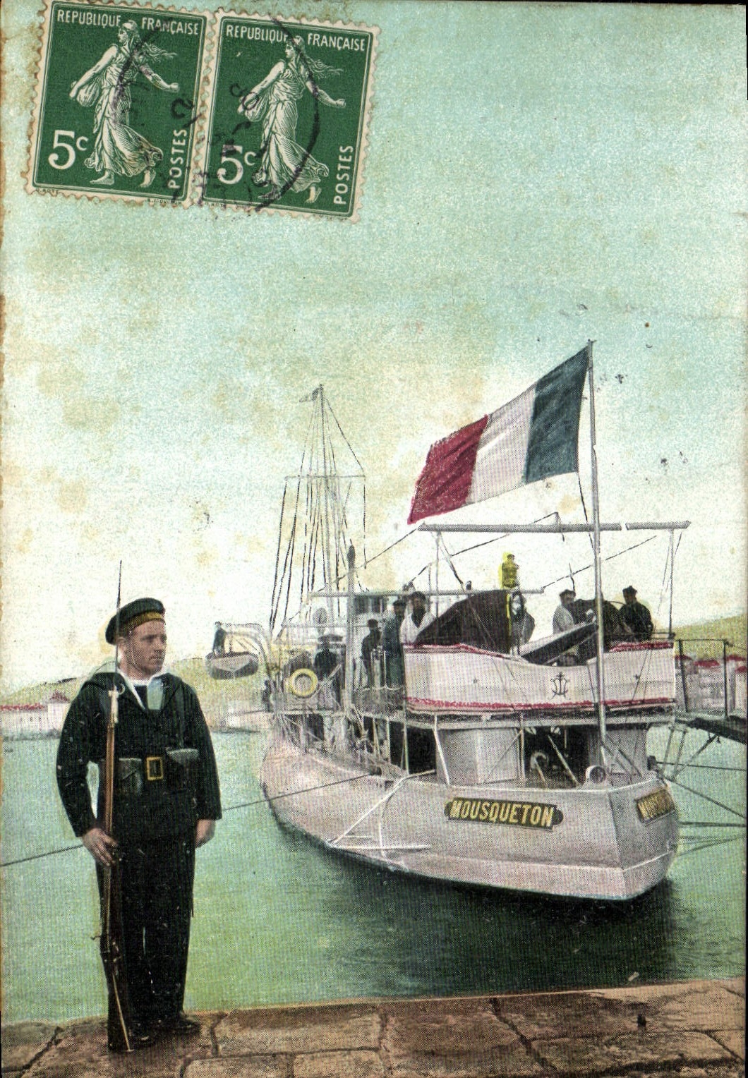 CPA Militaria La vie du Marin Factionnaire au petit rang Bateau