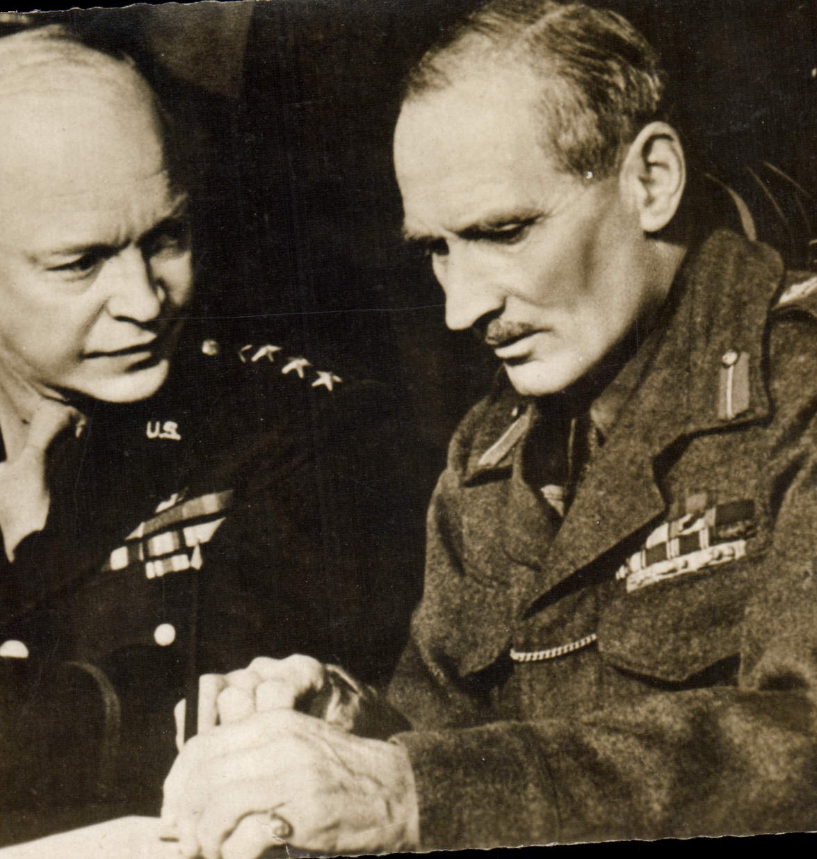 Modern Postcard Militaria the Marshal Montgomery and General Eisenhower