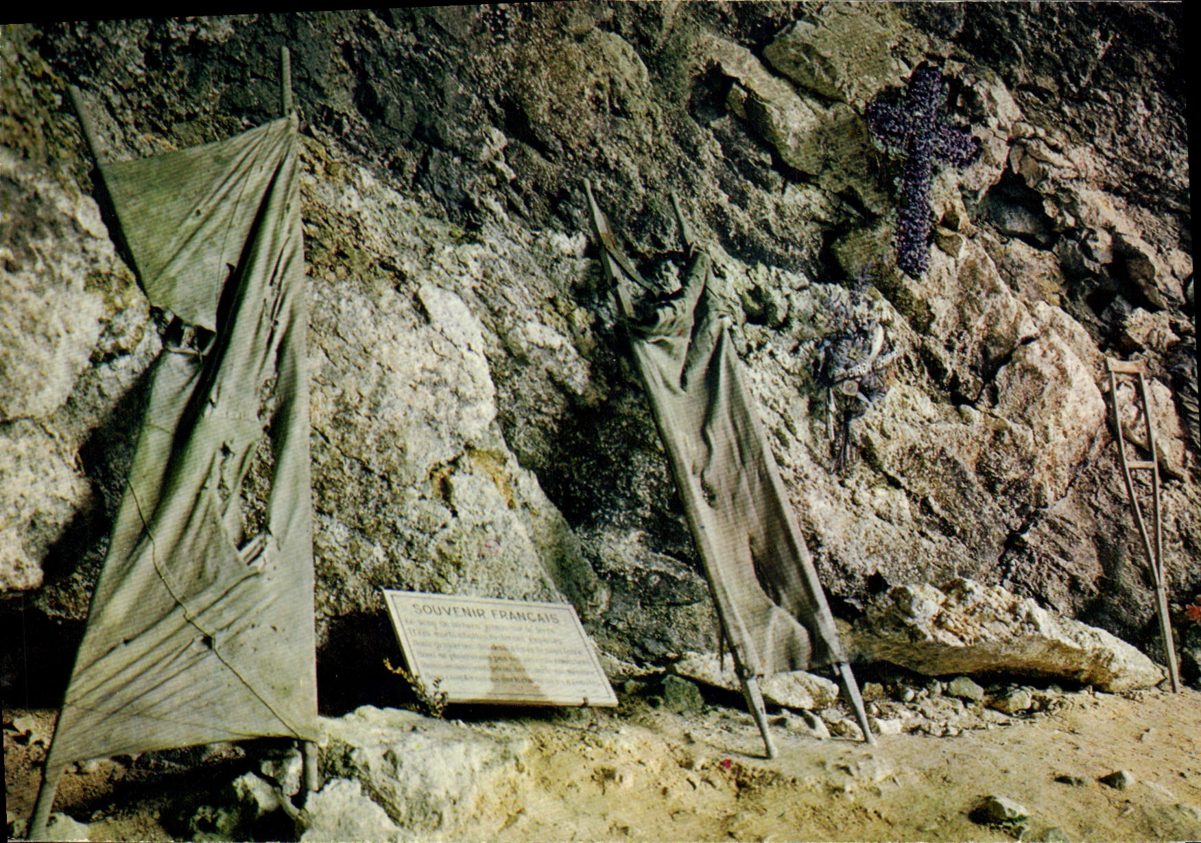 CPM Militaria St Agnan en Vercors Grotte de la Luire Centre speleo Destruction de l'hopital militaire