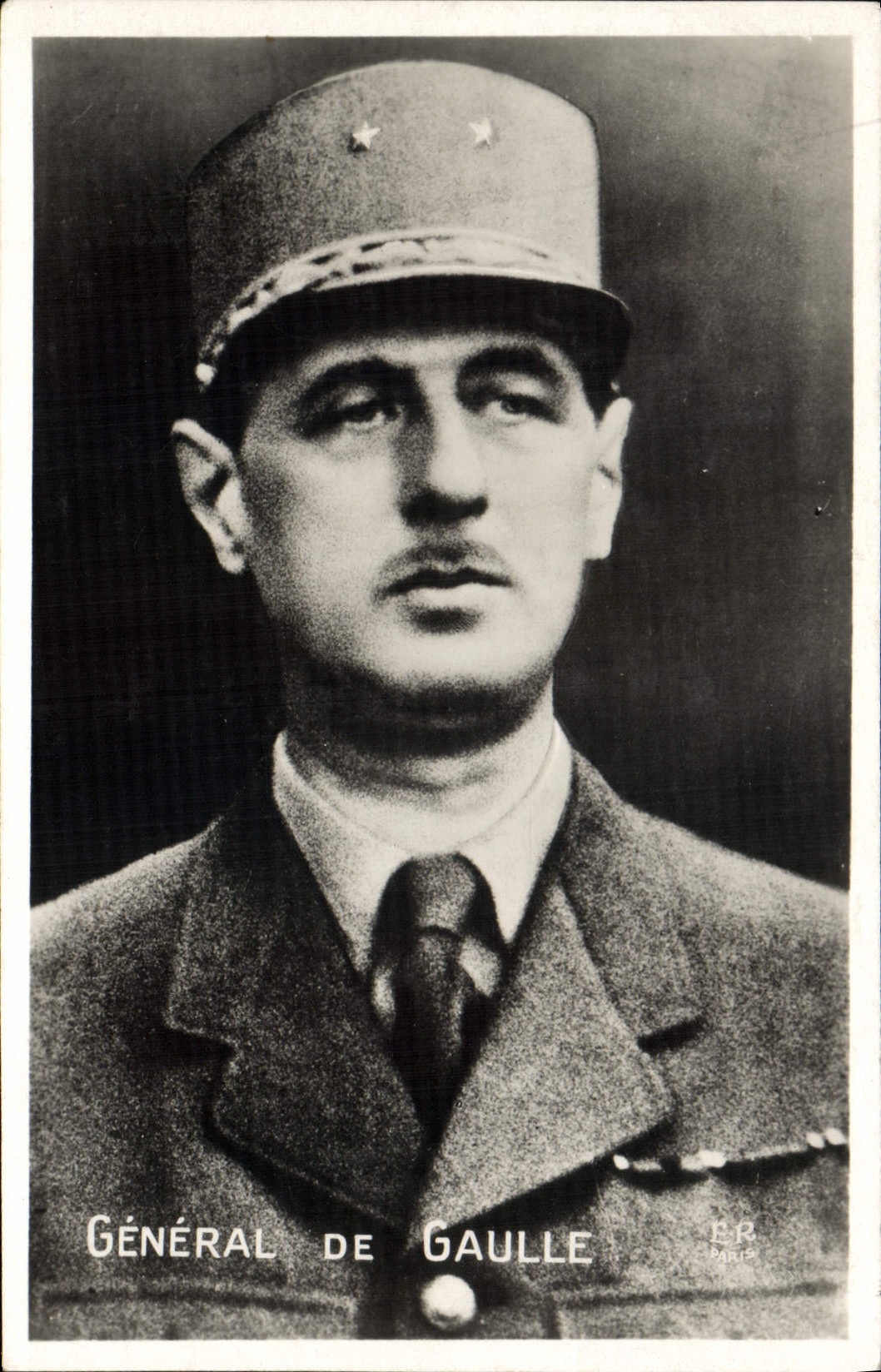 Vintage Postcard General Militaria de Gaulle
