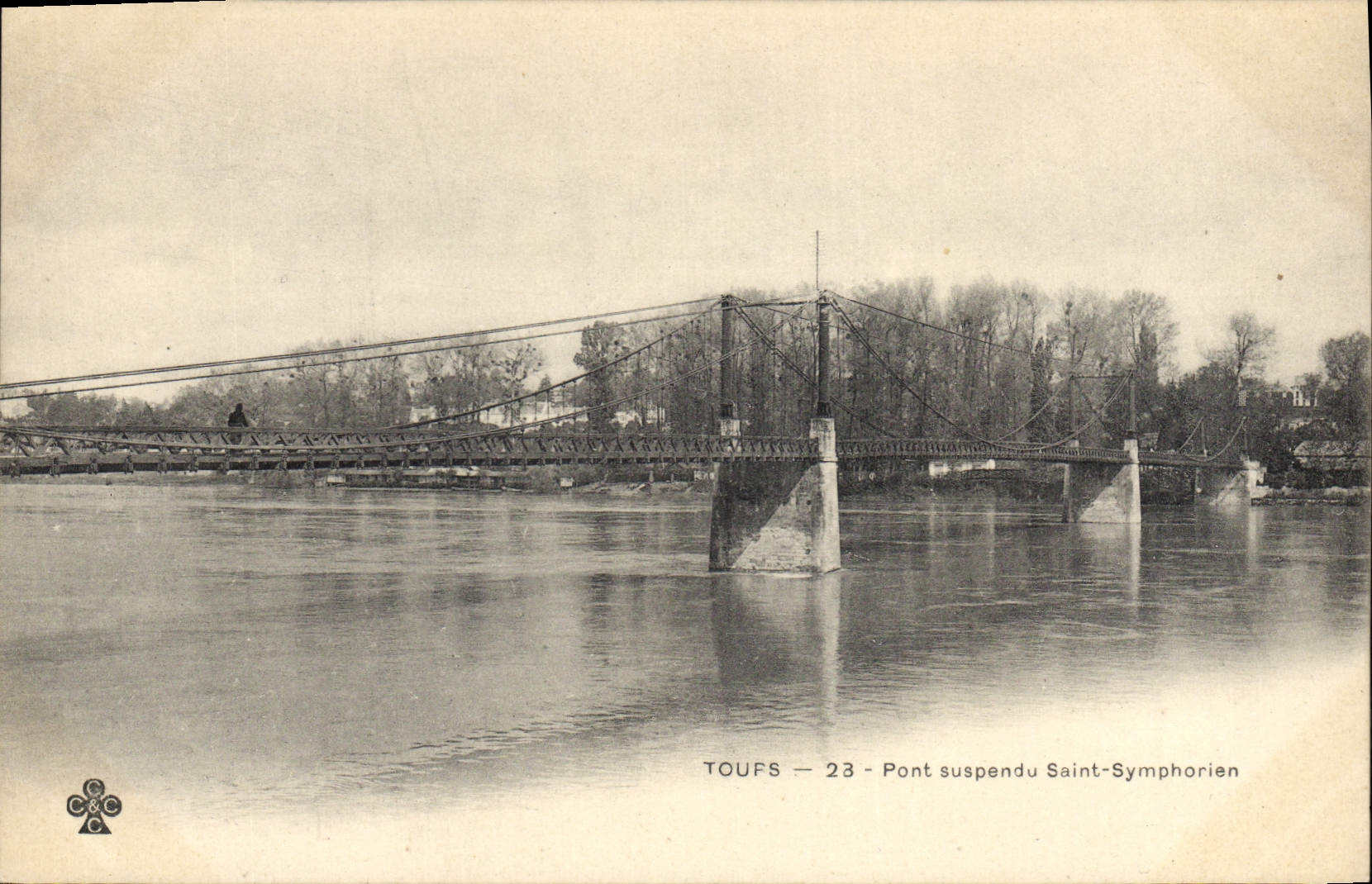 CPA Pont suspendu Saint Symphorien Tours