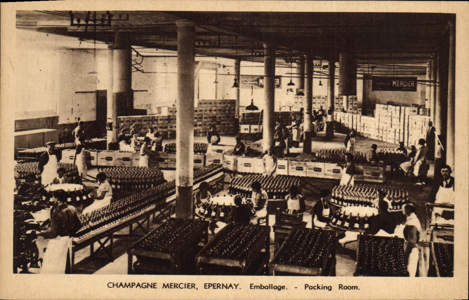 CPA Folklore Vin Vendanges Champagne Mercier Epernay Emballage