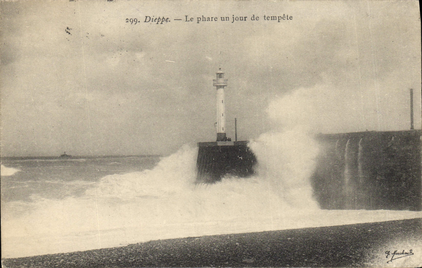 CPA Phare un jour de tempete Dieppe