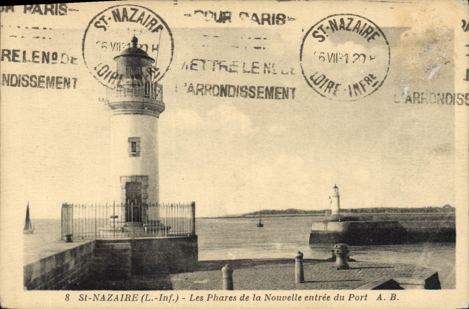 CPA Phare St Nazaire Les phares de la nouvelle entree du port