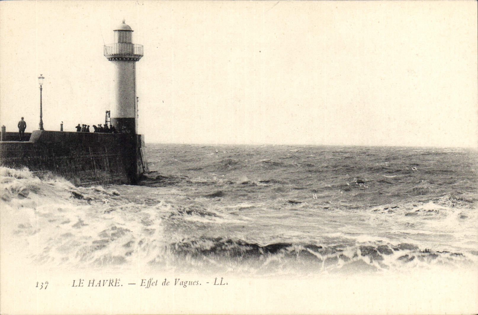 CPA Phare Le Havre Effet de vagues