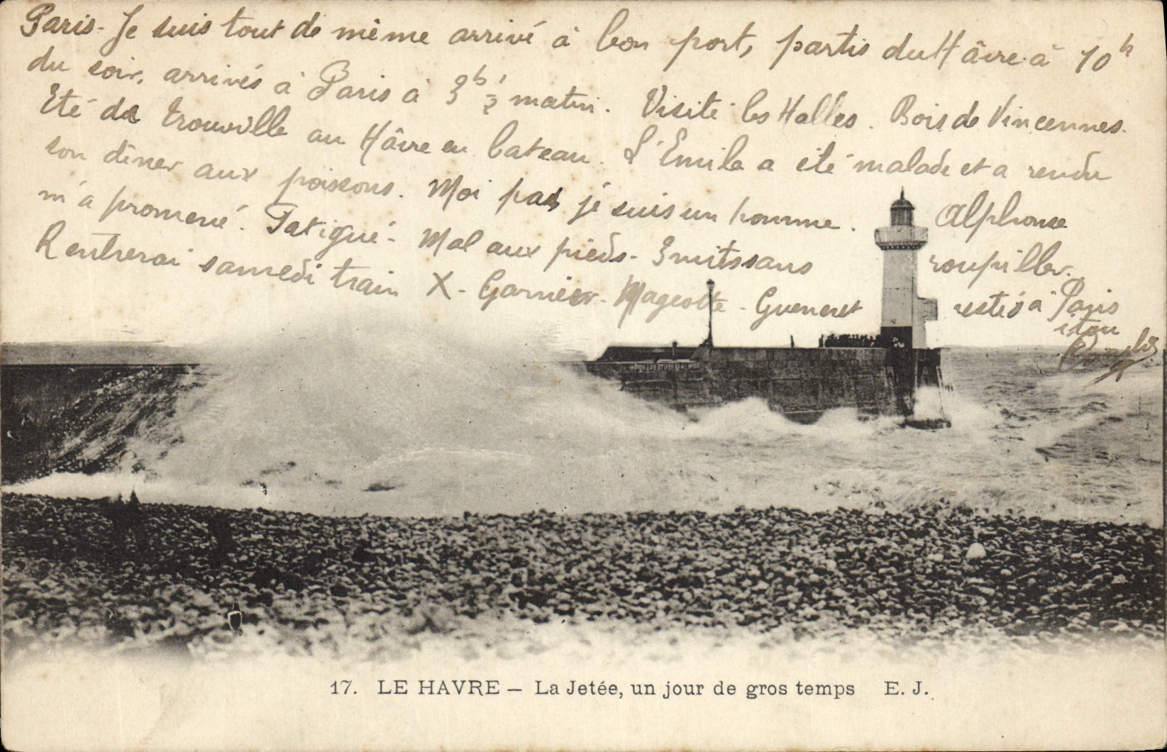 CPA Phare Le Havre La jetee un jour de gros temps