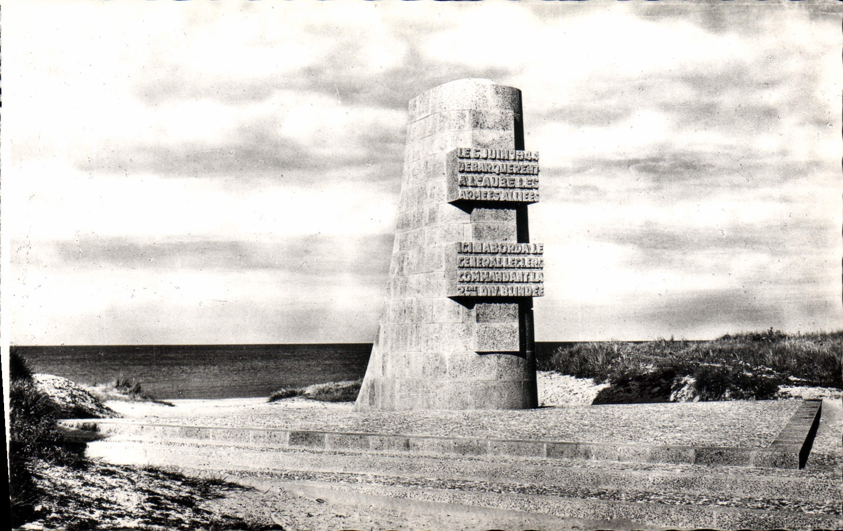 Modern Postcard Militaria Holy Marie of the Mount and her surroundings Utah Beach Breach of Saint Martin de Varreville