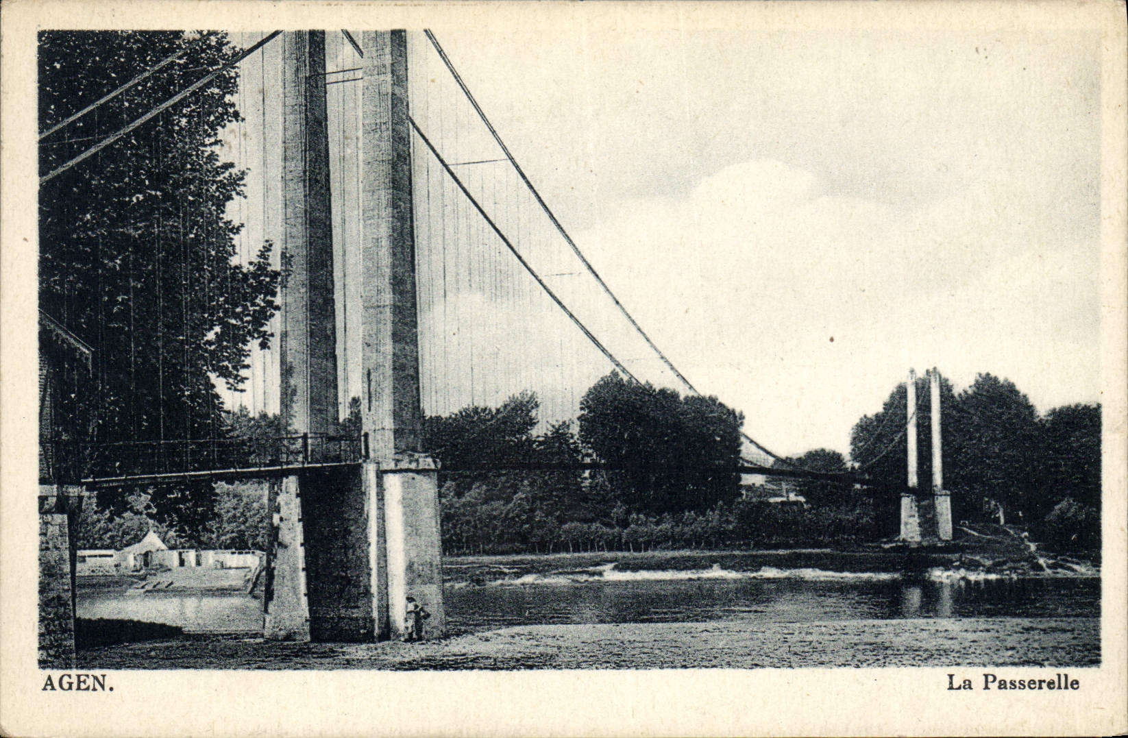 Vintage Postcard Agen Bridge the footbridge