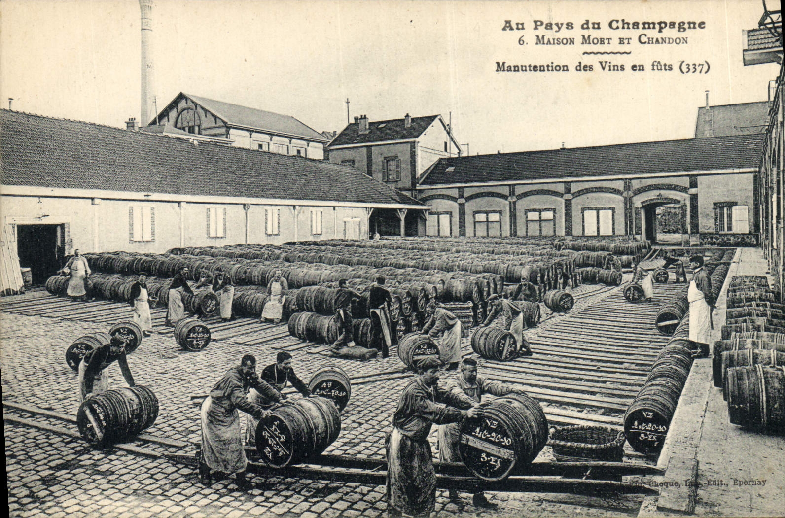 CPA Folklore Vin Vendange Champagne Moet & Chandon Manutention des vins en futs