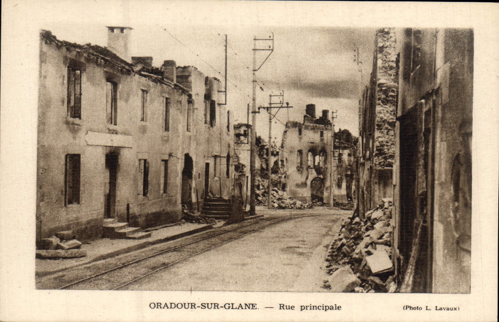 Vintage Postcard Militaria Oradour on Gleans Main street