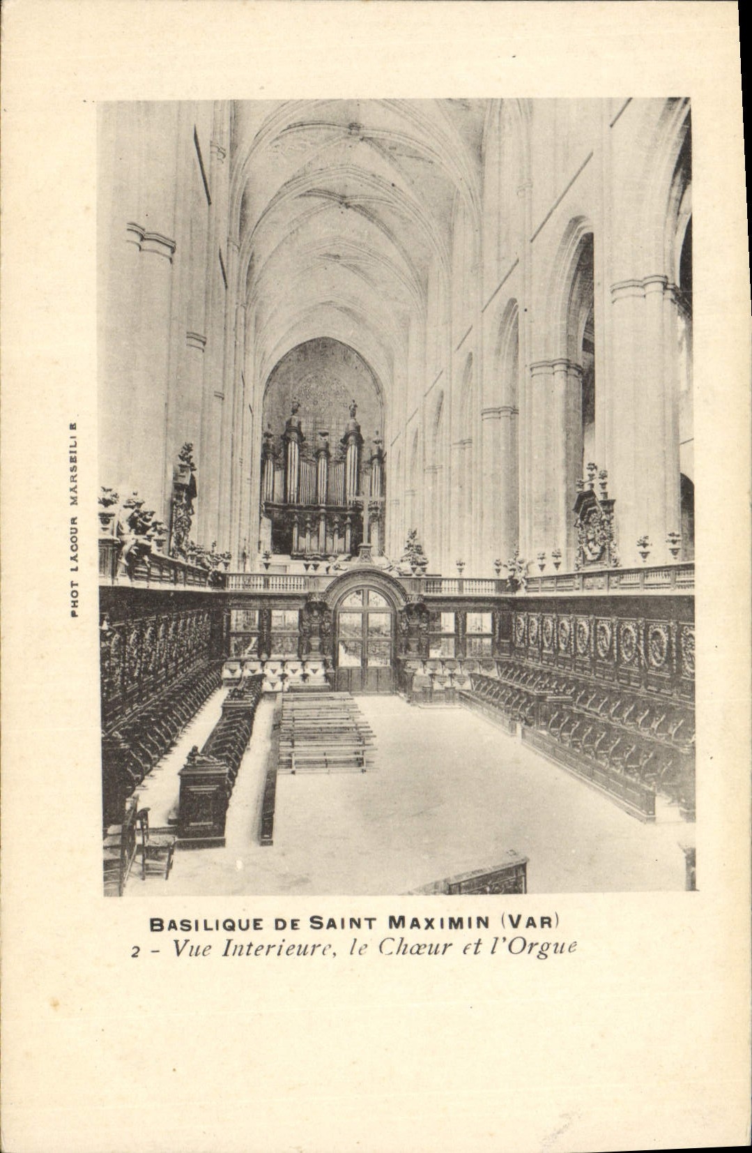 CPA Orgue Basilique de Saint Maximin Vue interieure Le choeur et l'orgue 