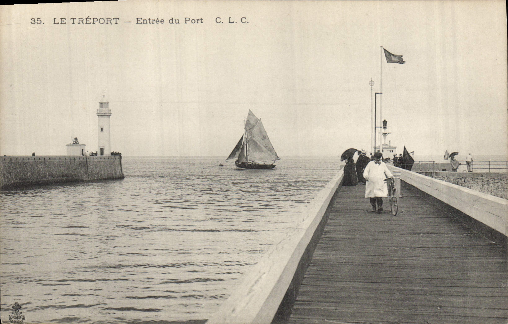 Postal PHARE el Treport Entrada del puerto