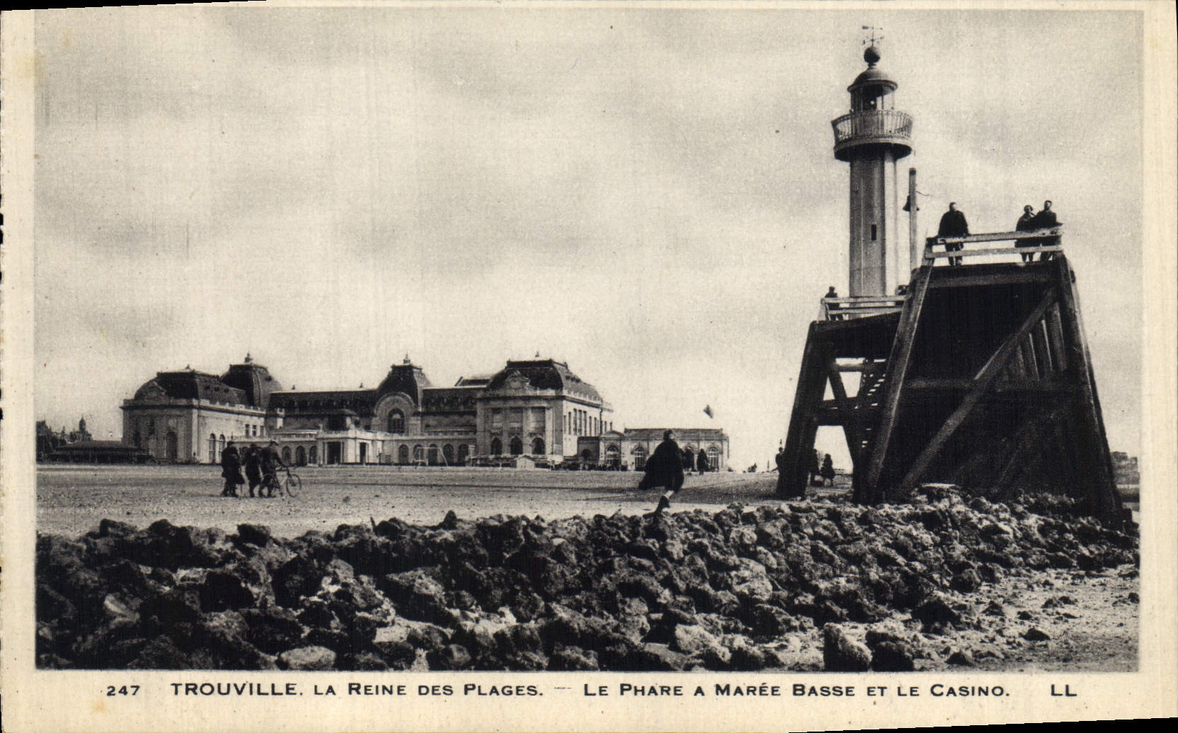 Vintage Postcard Phare has low tide and the casino Trouville Reine of the beaches