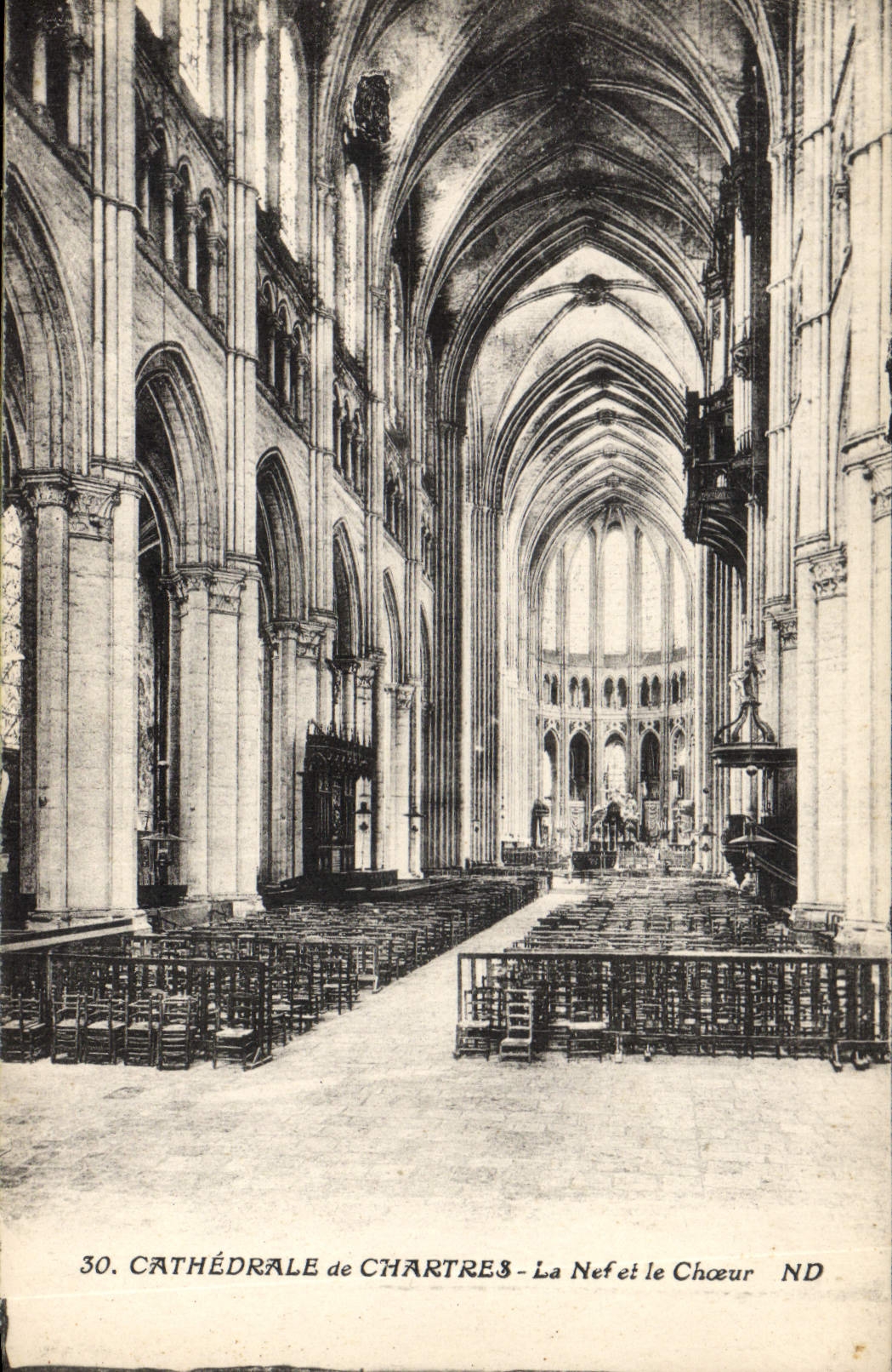 CPA Orgue Cathedrale de Chartres La nef et le choeur
