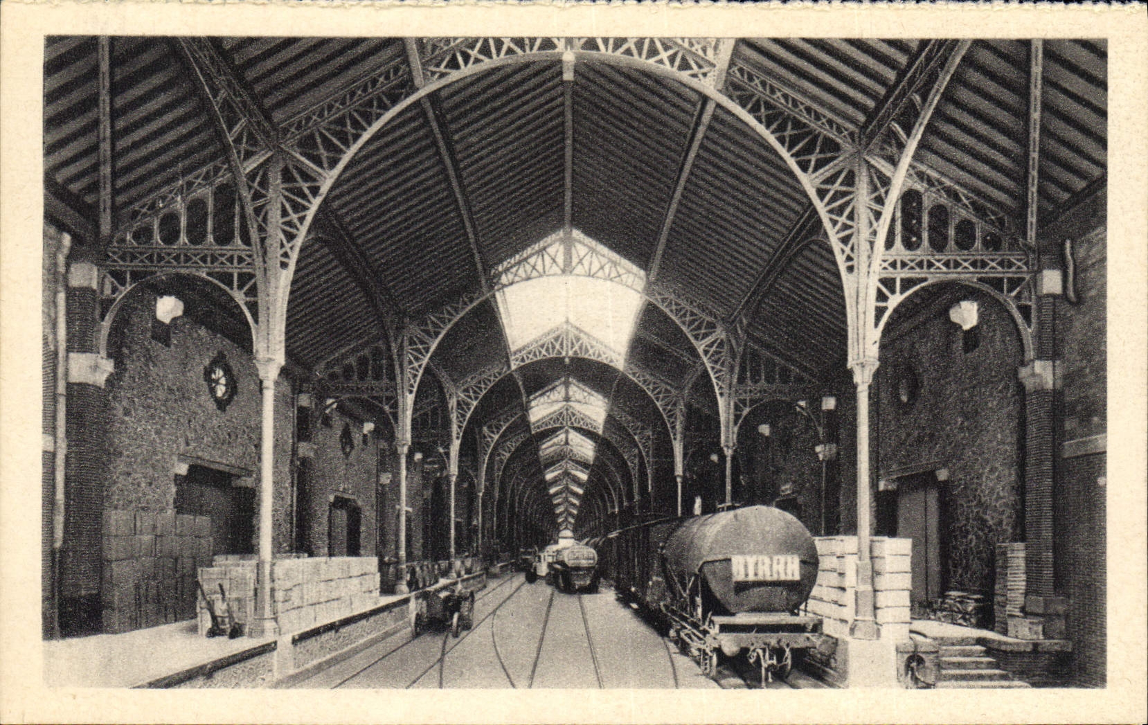 Vintage Postcard Publicite Wine storehouses of Byrrh has Thuir the large hall